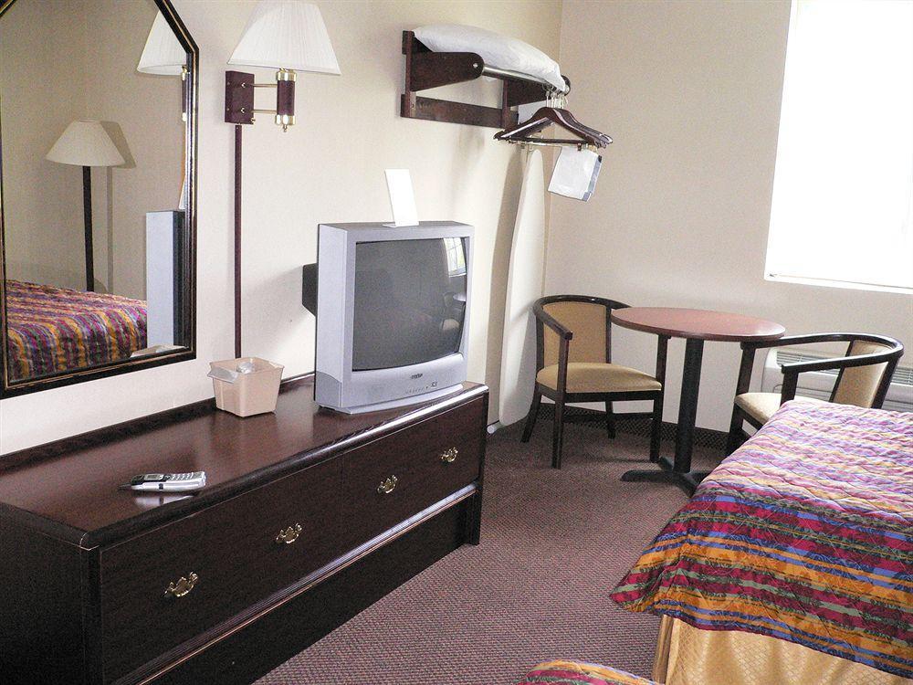 Super 8 By Wyndham Harrisburg Hershey North Extérieur photo